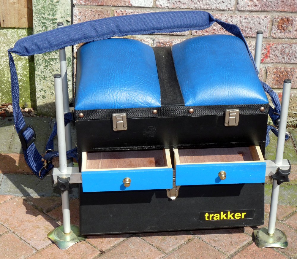 SEAT BOX: Trakker continental seat box in alloy, shaped padded pole seat, front drawers, padded