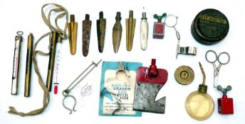 ACCESSORIES: Good collection of vintage tackle gadgets, Hardy Deer fat tin, 5 various old brass butt