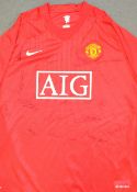 Signed 2007 Manchester United home football shirt a replica, with signatures form the Champions