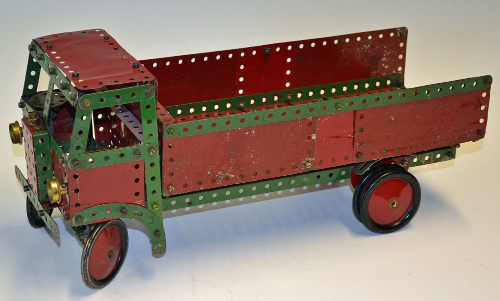 It's Meccano Time! Assorted Collection consisting of One Assembled Meccano Model from set 5 - - Image 3 of 3