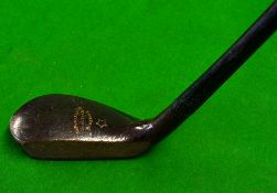 Fine Gibson Kinghorn late longnose scare neck putter c1900 - dark stained persimmon with black fibre