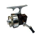 REEL: Illingworth No.5 threadline casting reel, No.848, red brown Bakelite casing, polished alloy