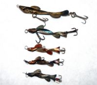 LURES: (5) A collection of 5 Geens Patent Spiral Minnow metal lures, sizes 4" to 2" in various