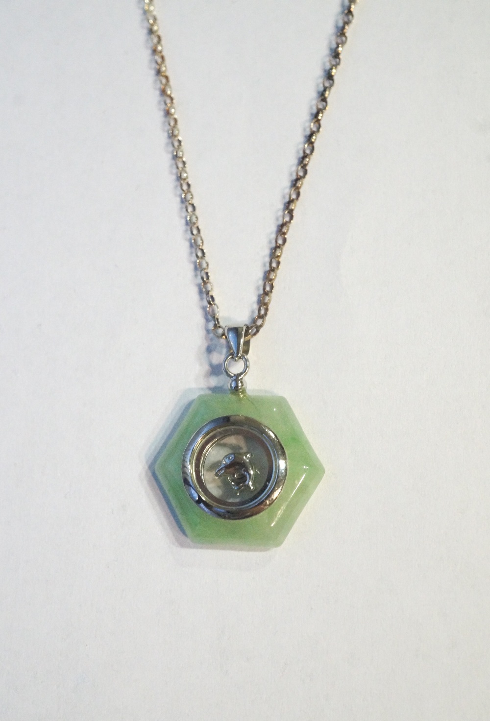 JADE AND SILVER PENDANT - Image 2 of 2