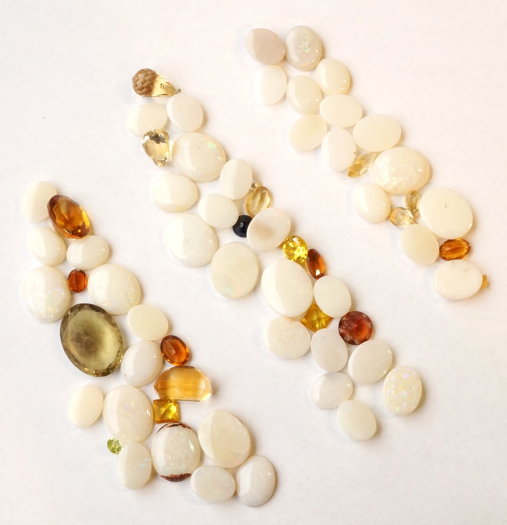COLLECTION OF LOOSE OPALS AND COLOURED G