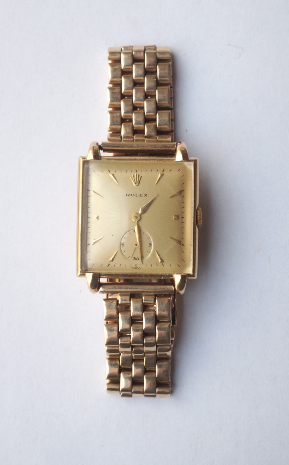 GENTLEMAN'S 1950's ROLEX NINE CARAT GOLD