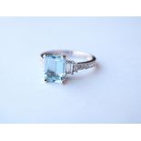 AQUAMARINE AND DIAMOND DRESS RING