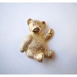 NINE CARAT GOLD TEDDY BEAR BROOCH
approximately 9.