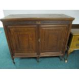 AN EDWARDIAN MAHOGANY SIDE CABINET the r