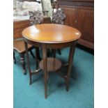 AN EDWARDIAN MAHOGANY OCCASIONAL TABLE o