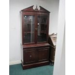 A CHIPPENDALE STYLE MAHOGANY BOOKCASE th