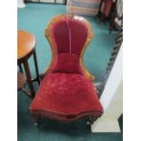 AN EDWARDIAN MAHOGANY LADIES CHAIR with