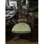 A SET OF FOUR EDWARDIAN MAHOGANY AND SATINWOOD CROSS BANDED SIDE CHAIRS each with a pierced