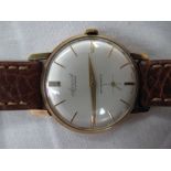 9ct gold gent's Accurist wind-up wristwatch