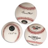 Baseball Memorabilia Willie Mays Signed OML Baseball -- Signed ''Willie Mays'' & ''HOF 79'' --