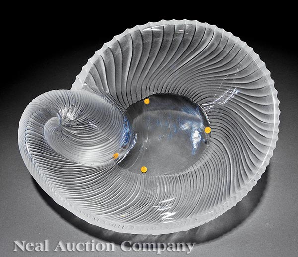 Lalique "Nautilus" Clear and Frosted Glass Bowl, engraved "Lalique France", molded spiral shell?form - Image 2 of 2