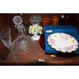 SECTION 40.  A boxed Worcester porcelain circular cake stand and cake slice, together with a Royal