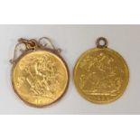 Two 22ct gold half sovereigns, one Victorian dated 1899, the other George V dated 1914 in a 9ct gold