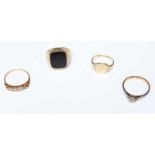 Four assorted 9ct gold rings, including a seal ring. 9.3 grams.