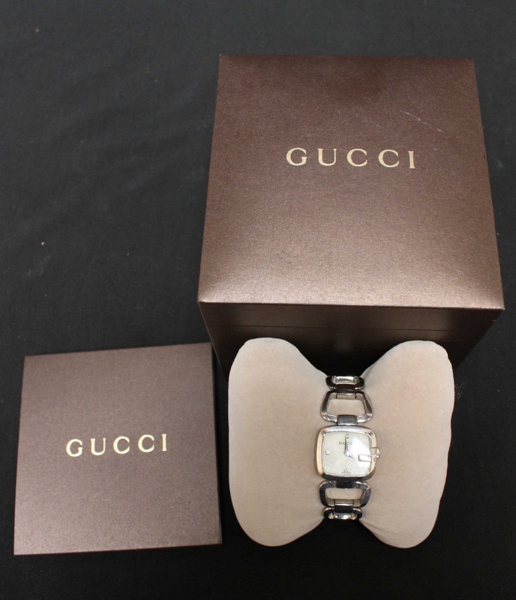 A ladies Gucci stainless steel wrist watch, with mother of pearl dial and open link bracelet, in - Image 2 of 2