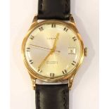 A gent's 9ct gold case Corvair wristwatch with automatic movement, silvered dial, date aperture,