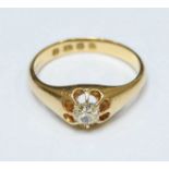 An 18ct gold solitaire diamond ring claw set with a 0.40 carat diamond, hallmarked 1946, total