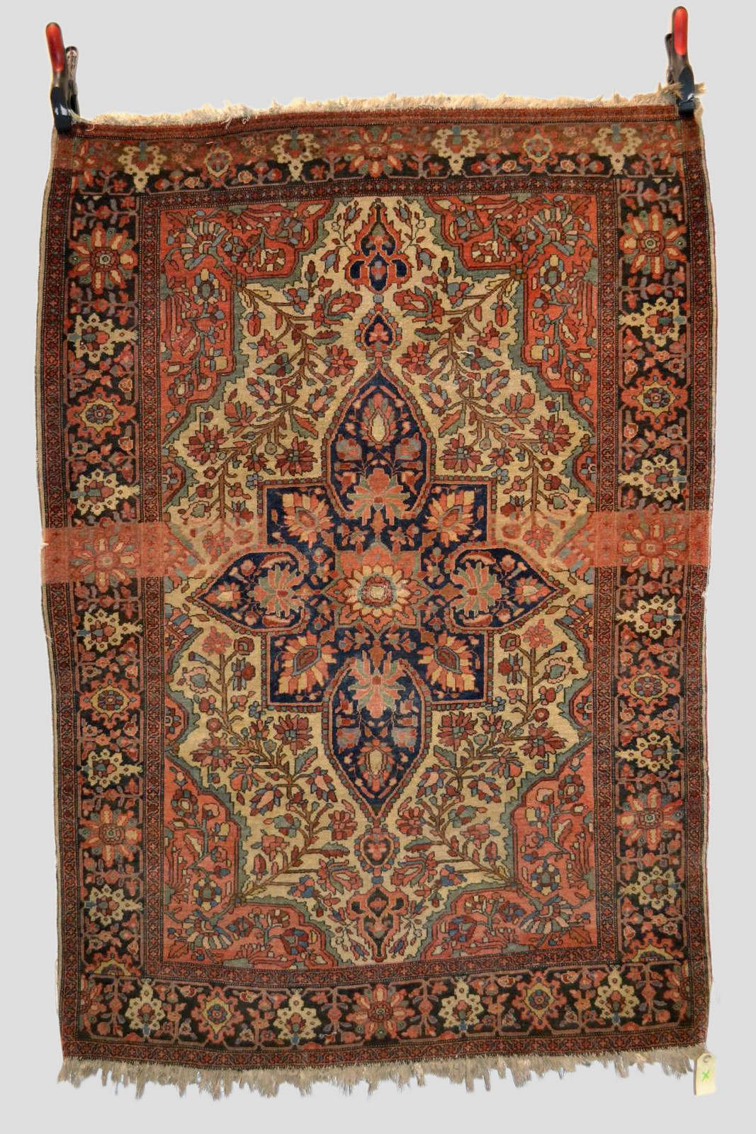 Saruk rug, Feraghan area, north west Persia, late 19th/early 20th century, 4ft. 10in. x 3ft. 5in.