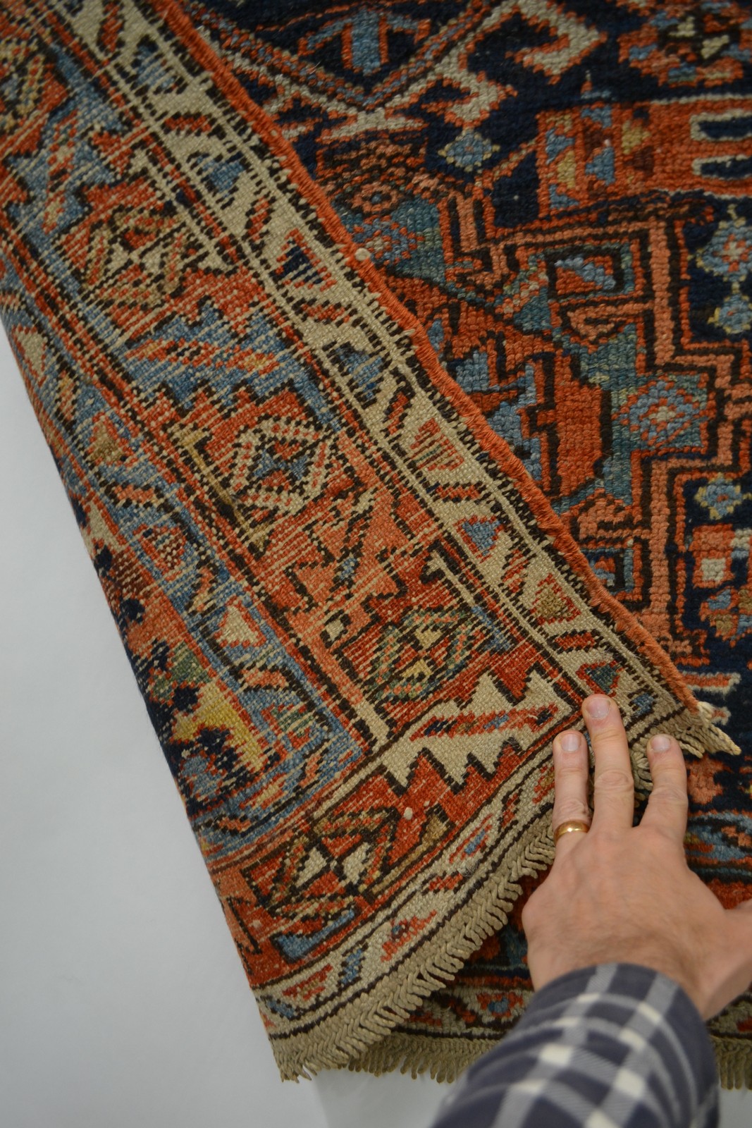 Karaja rug, north west Persia, about 1920s, 4ft. 4in. x 3ft. 1in. 1.32m. x 0.94m. Slight loss to top - Image 4 of 7