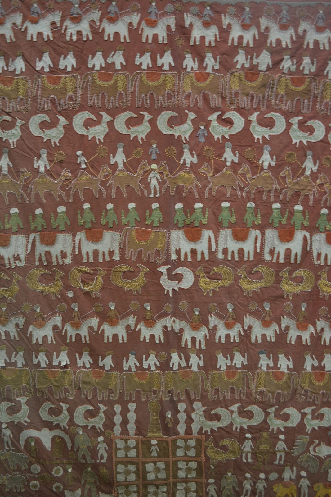 Large Rajasthan appliqué bed cover, north west India, circa 1930s-40s, 107in. x 85in. 272cm. x - Image 2 of 5