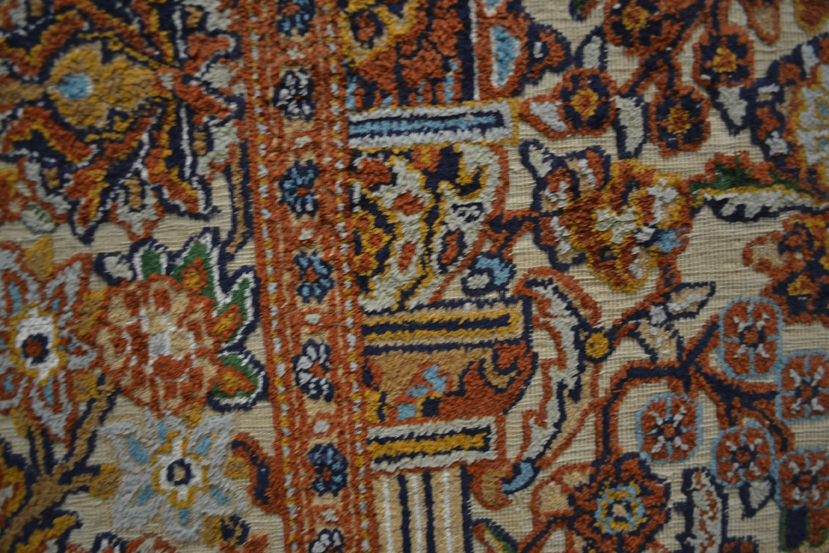 Kashmiri silk souf prayer rug, north India, second half 20th century, 5ft. x 3ft. 1in. 1.52m. x 0. - Image 4 of 6