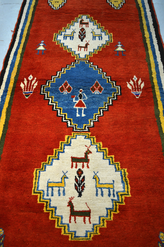 Exceptional Fars gabbeh, south west Persia, late 20th century, 10ft. 3in. x 4ft. 2in. 3.12m. x 1. - Image 2 of 5