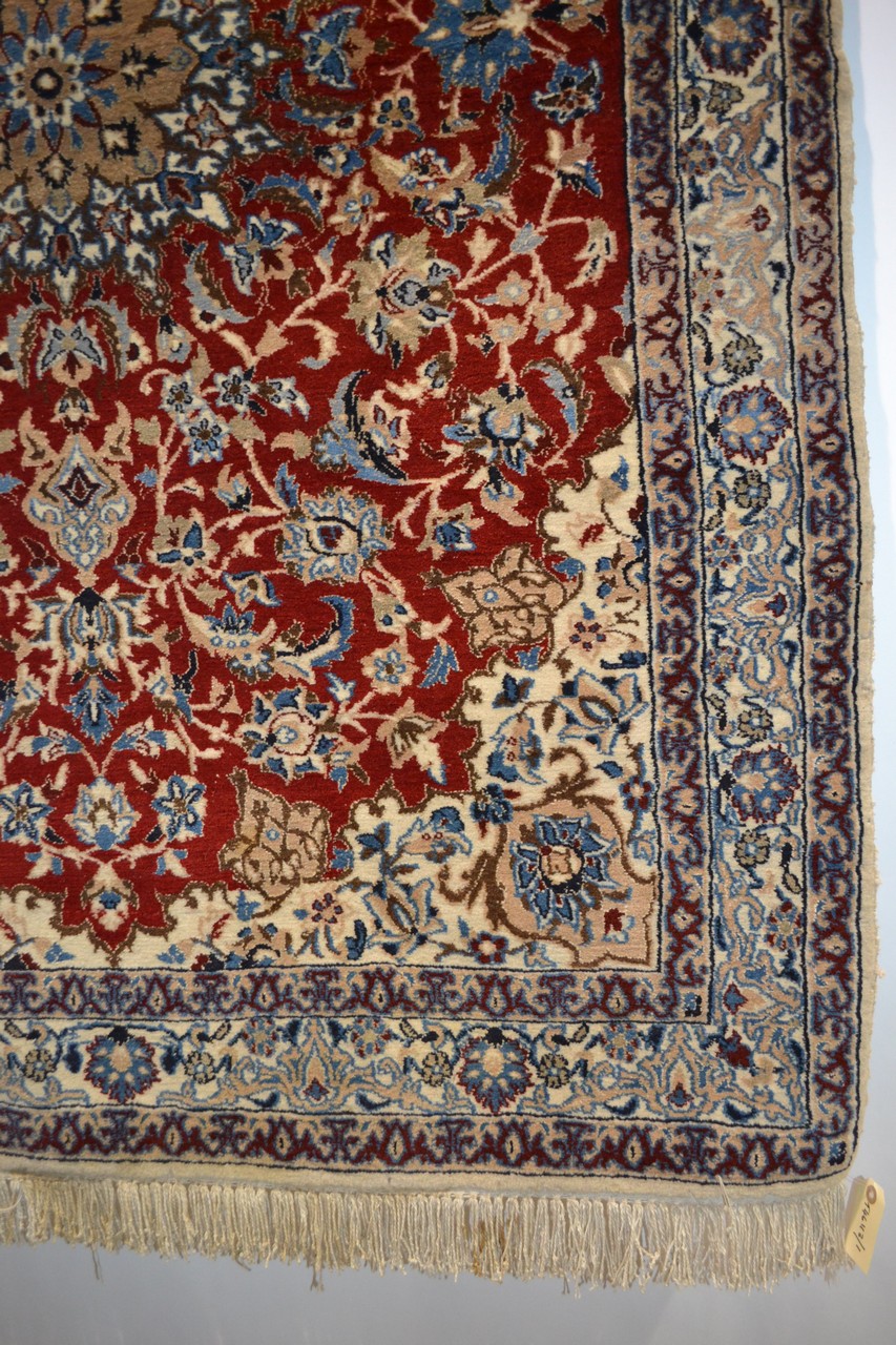 Nain part silk rug, central Persia, second half 20th century, 5ft. 6in. x 3ft. 11in. 1.68m. x 1.20m. - Image 3 of 4