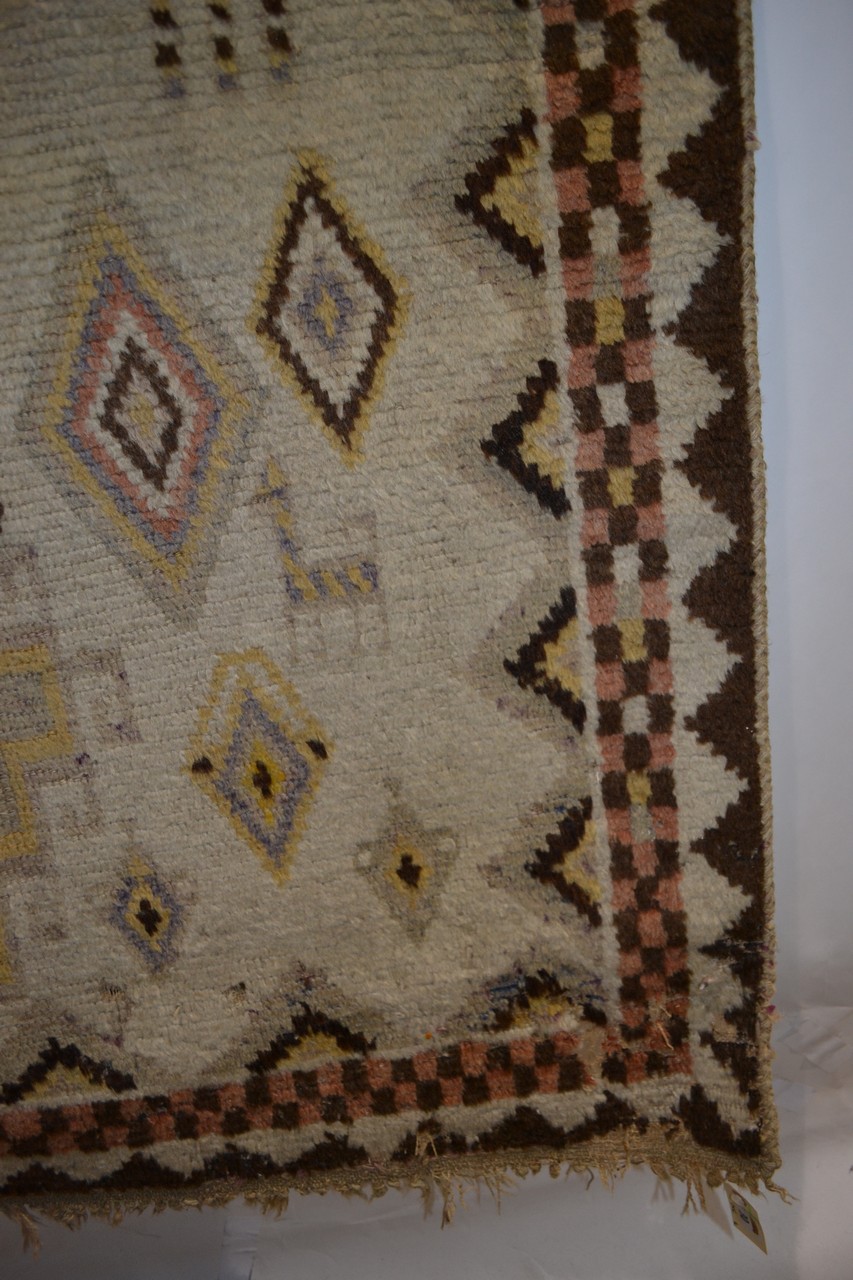 Fars gabbeh, Shiraz area, south west Persia, circa 1930s, 7ft. 4in. x 3ft. 7in. 2.24m. x 1.09m. - Image 3 of 7
