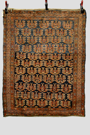 Attractive Hamadan rug, north west Persia, circa 1930s-40s, 4ft. 10in. x 3ft. 8in. 1.47m. x 1.12m.