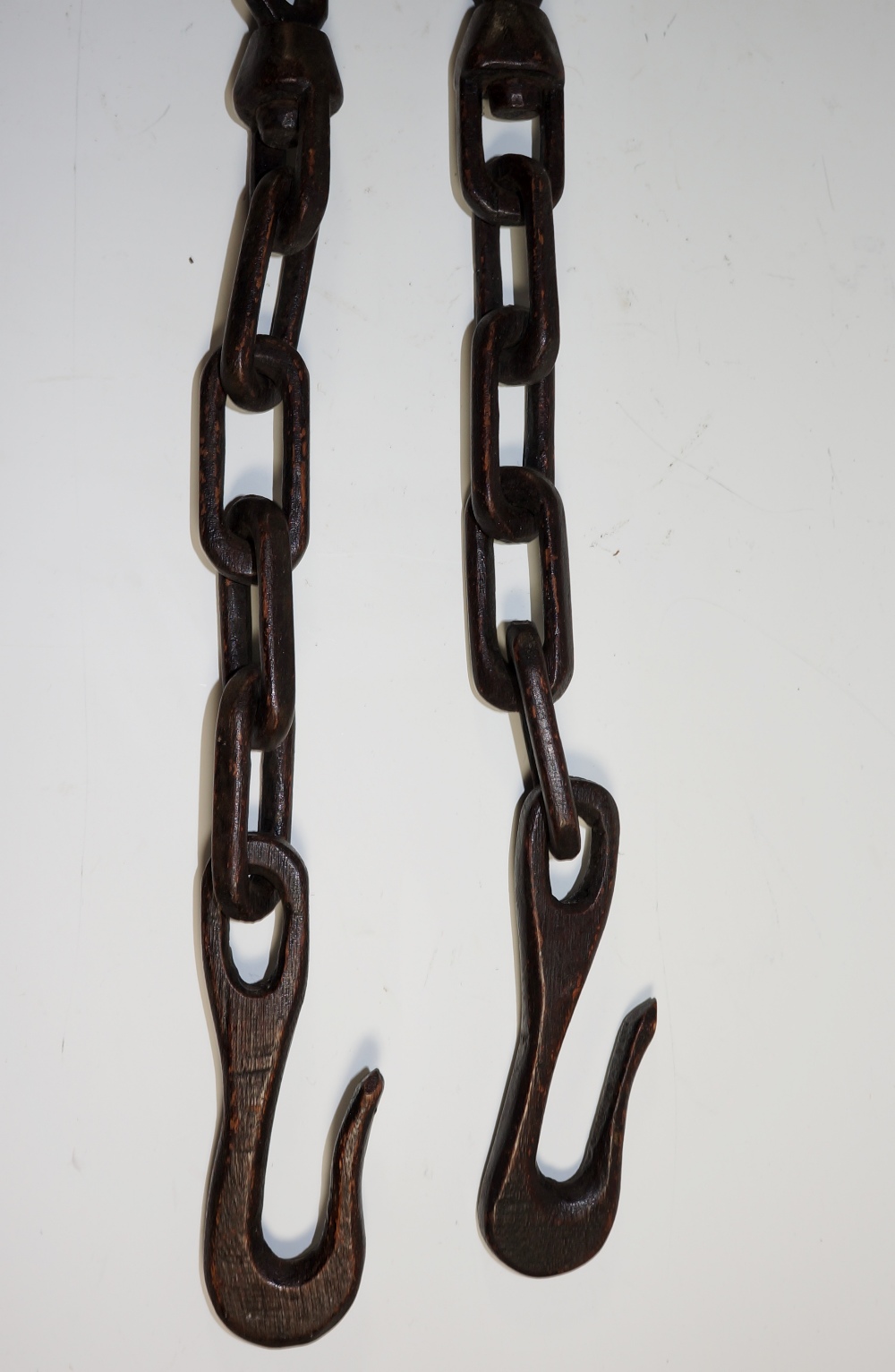 A Welsh continuous wooden carved chain a - Image 3 of 3