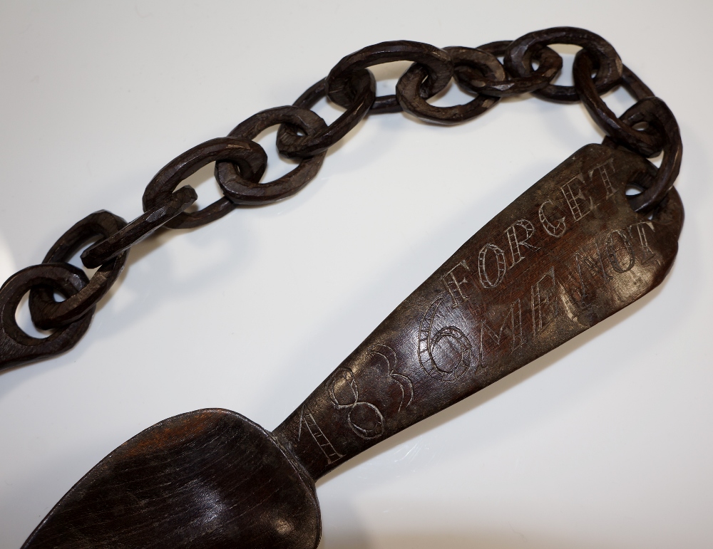 A Welsh love spoon and chain with tapere - Image 2 of 3