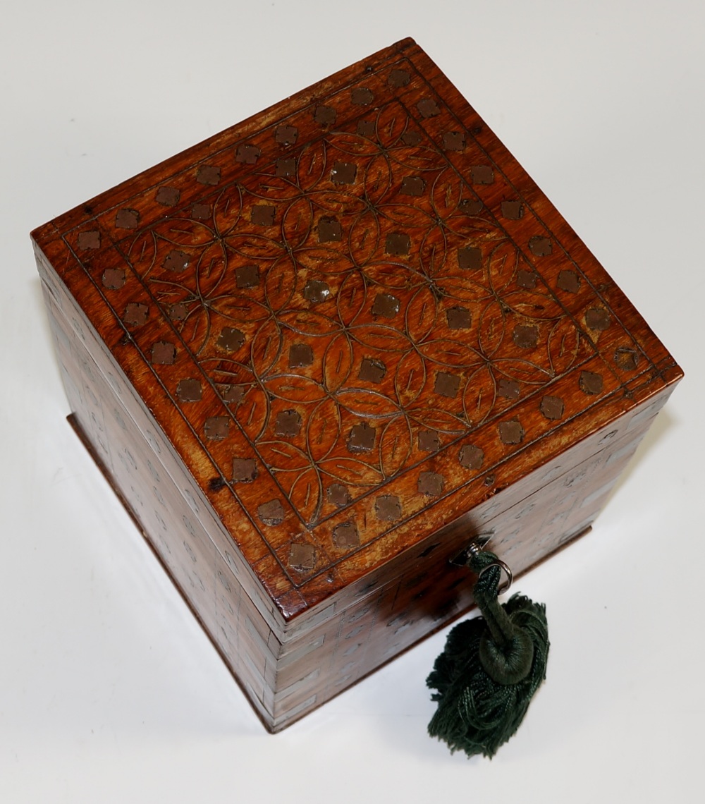 A brass bound hardwood box inlaid overal - Image 2 of 4