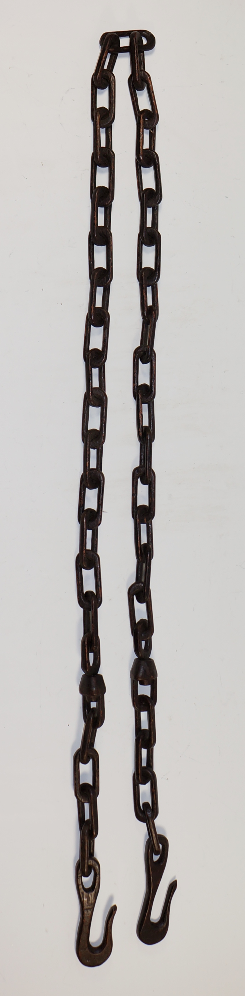 A Welsh continuous wooden carved chain a