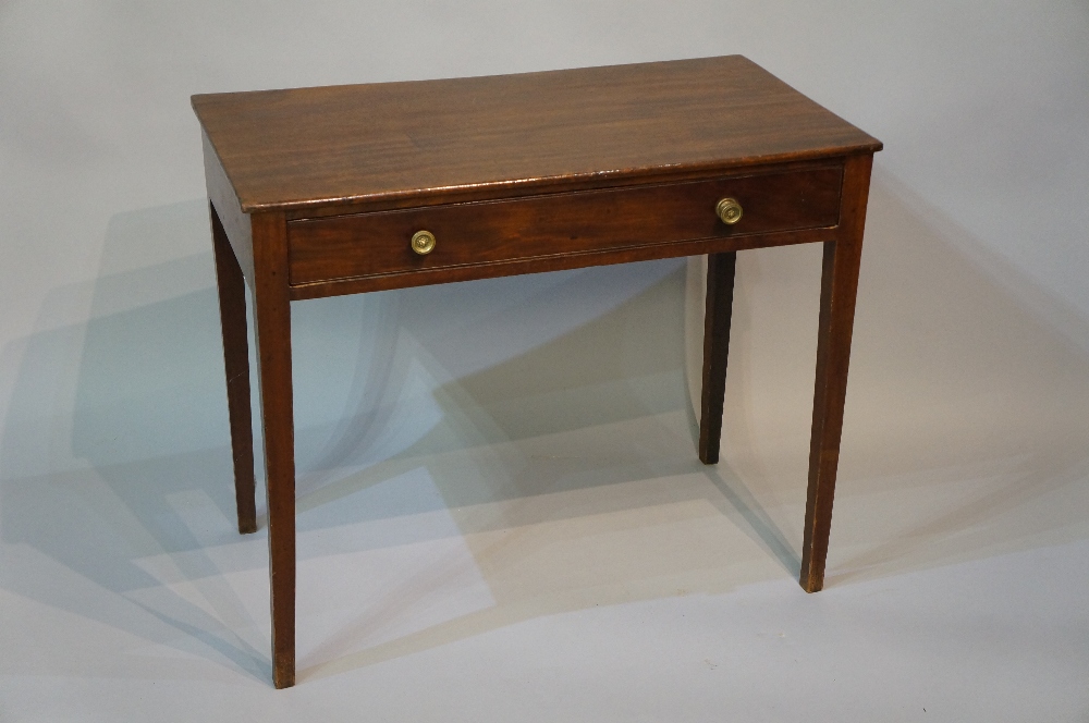 A George III mahogany side table the rec