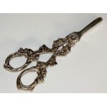 A pair of grape shears with vine cast handles, 16cm long by RHV & Co, Birmingham 1971,