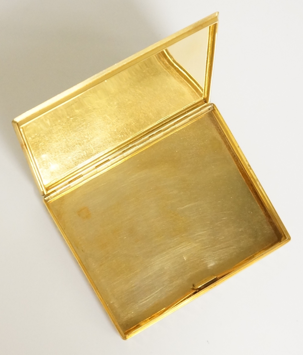A fine French Art Deco gold and enamel cigarette case enamelled in en plein en basse taille, - Image 3 of 6