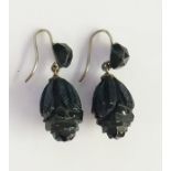 A pair of Victorian Whitby Jet earrings of carved foliate pendant design, 2.