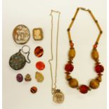 A quantity of Victorian and later costume jewellery, including a shell cameo brooch,