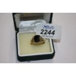 A 9ct Gold and black Onyx Gents Signet Ring