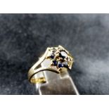 9 ct gold sapphire cluster ring. Size M.