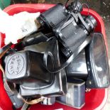 Quantity of mixed vintage cameras including Mintola, Zenit etc
