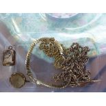 Mixed lot of yellow metal chains and pendants