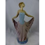 Lladro dancer figurine No 01005050 issued 1979 by Vicente Martinez