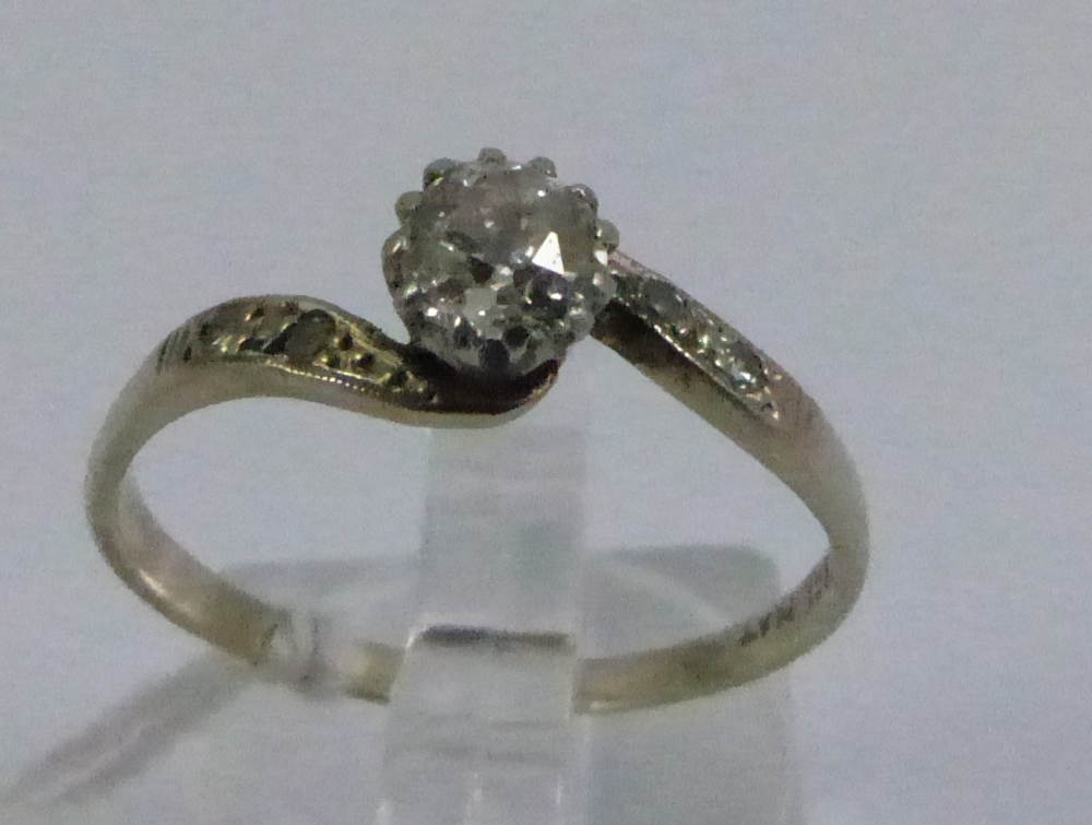 18ct gold platinum set diamond solitaire ring 0.5ct, size R