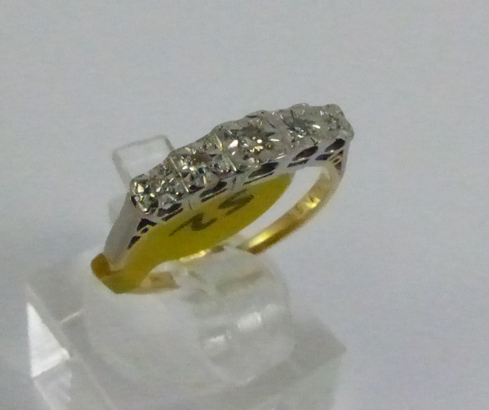 18ct gold and platinum vintage five stone diamond ring, approximately 0.15ct